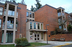 Munro Manor
